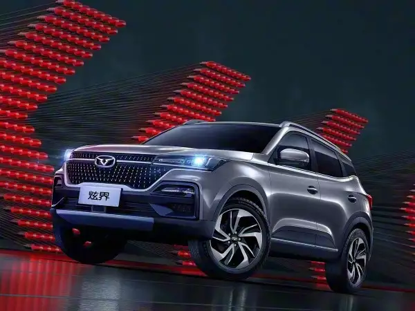 كاي واي موتورز 2025 نسخة 1.5 لتر CVT ديكور فاخر